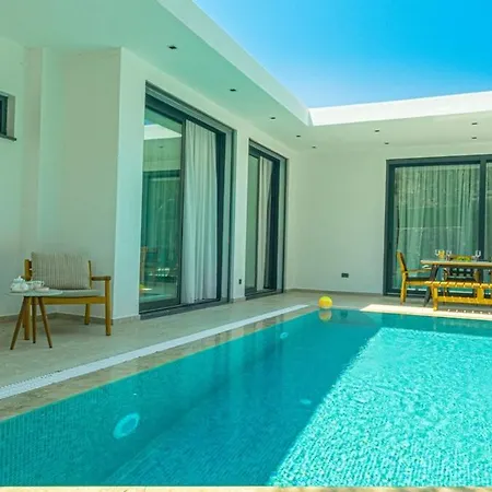 Juliet Yalikavak Private Pool