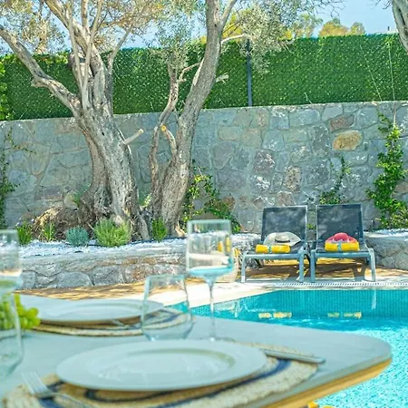 Juliet Yalikavak Private Pool בודרום