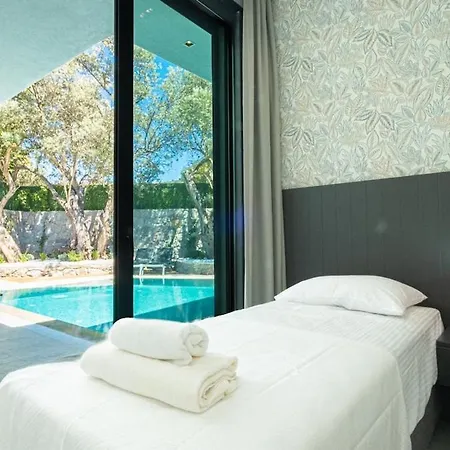 Juliet Yalikavak Private Pool